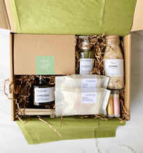 Load image into Gallery viewer, Deluxe Gift Set