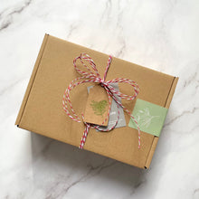 Load image into Gallery viewer, Home Fragrance + Bath Gift Set