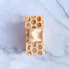 Load image into Gallery viewer, Grapefruit + Honey with calendula Soap Bar