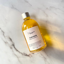 Load image into Gallery viewer, Calendula Botanical Body Oil with jojoba oil