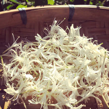 Load image into Gallery viewer, Honeysuckle + Bergamot Soap Bar