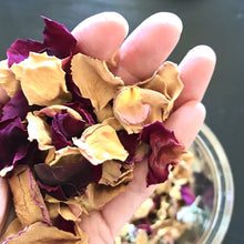 Load image into Gallery viewer, Double Butter + Rose Geranium Soap Bar