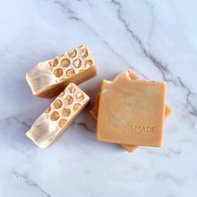 Load image into Gallery viewer, Grapefruit + Honey with calendula Soap Bar
